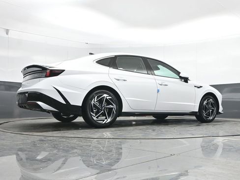 New 2026 Hyundai Sonata SEL FWD image 22