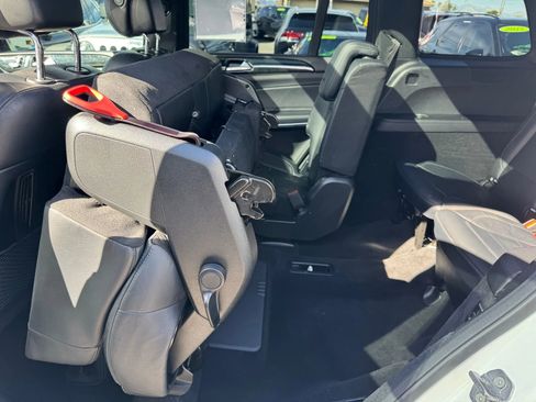 Used 2019 Mercedes-Benz GLS 550 4MATIC image 15