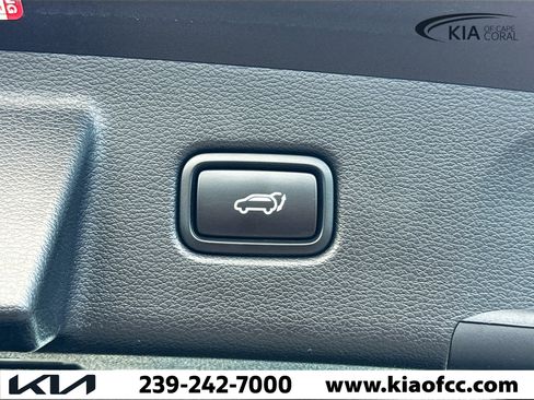 Certified 2022 Kia Telluride EX w/ Towing Package image 14