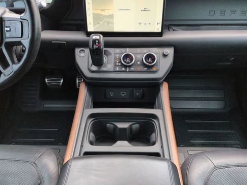 Used 2022 Land Rover Defender 110 X AWD/4WD image 19