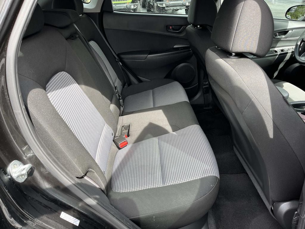 Used 2022 Hyundai Kona SE FWD image 21