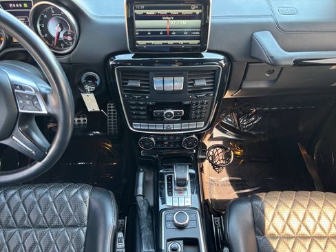 Used 2015 Mercedes-Benz G 63 AMG 4MATIC image 15