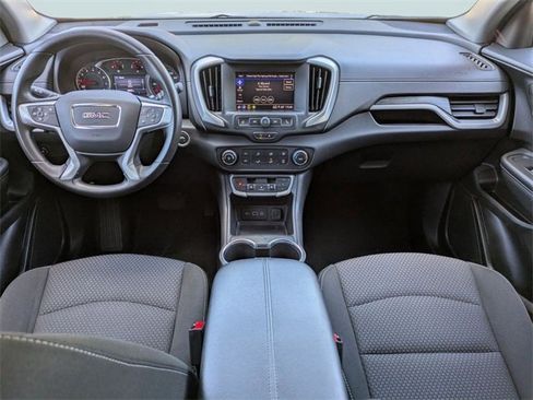 Used 2024 GMC Terrain SLE image 16