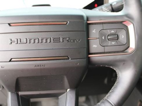 Used 2024 GMC Hummer EV 3X w/ LPO, Illumination Package image 27