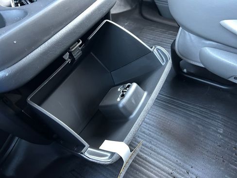 New 2025 GMC Savana 2500 w/ Driver Convenience Package image 32