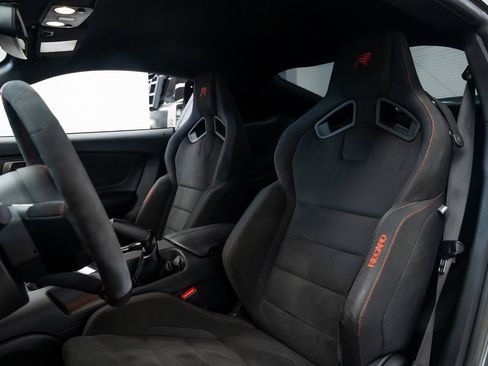 Used 2017 Ford Mustang Shelby GT350R w/ GT350R Equipment Group 920A image 17