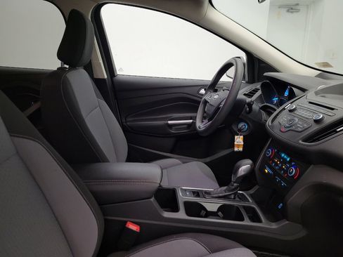 Used 2018 Ford Escape SE image 21