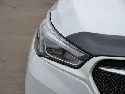 Used 2021 Buick Enclave Essence w/ Sun And Navigation Package