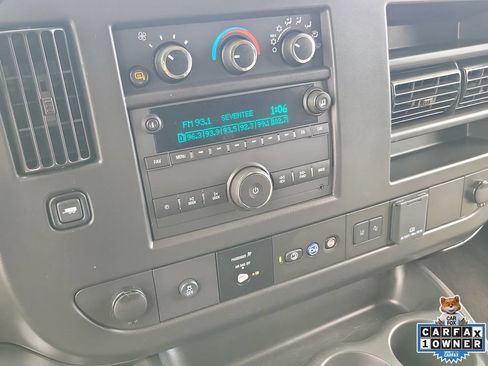 Used 2025 Chevrolet Express 3500 LT w/ LT Preferred Equipment Group RWD image 26