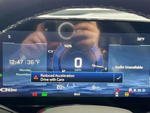 New 2026 Chevrolet Equinox EV LT AWD/4WD image 13