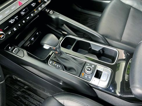 Used 2023 Kia Telluride S w/ S Sunroof Package AWD/4WD image 18