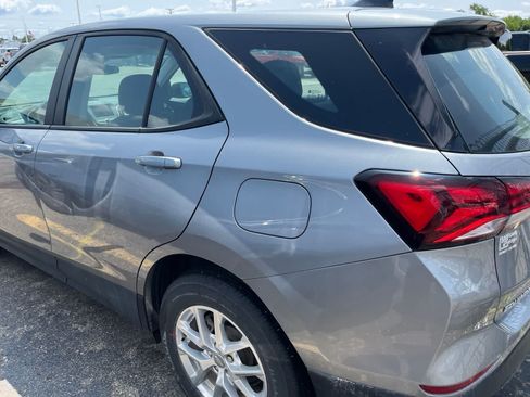 Used 2024 Chevrolet Equinox LS w/ Driver Confidence II Package FWD image 10