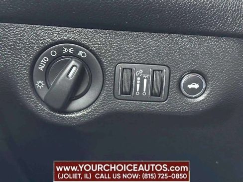 Used 2021 Dodge Challenger SXT w/ Cold Weather Group image 16