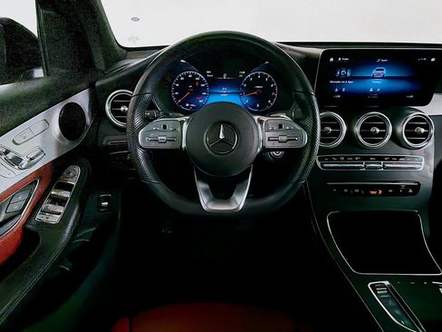 Used 2022 Mercedes-Benz GLC 300 image 5