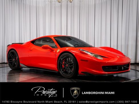 Used 2010 Ferrari 458 Italia image 1
