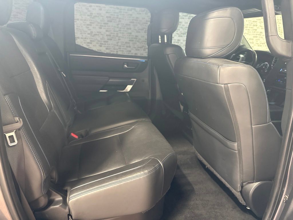 Used 2022 Toyota Tundra Platinum AWD/4WD image 11