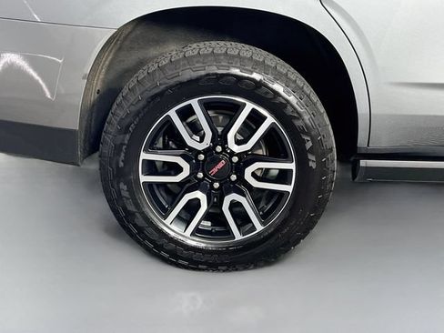Used 2023 GMC Yukon AT4 w/ AT4 Premium Package AWD/4WD image 41