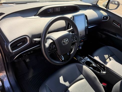 Certified 2022 Toyota Prius Prime Limited FWD image 14