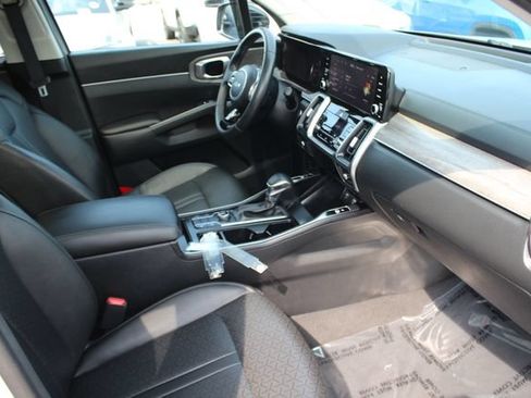 Used 2023 Kia Sorento S w/ Panoramic Sunroof Package AWD/4WD image 35