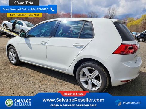 Used 2017 Volkswagen Golf 4-Door image 3