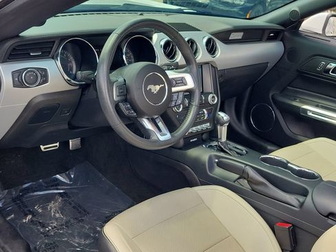 Used 2017 Ford Mustang Premium RWD image 19