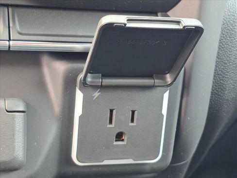 New 2026 Chevrolet Silverado 1500 W/T w/ WT Value Package image 32