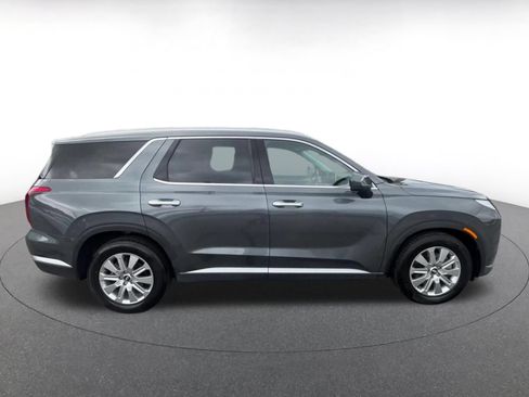 Used 2025 Hyundai Palisade SEL AWD/4WD image 16