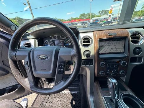 Used 2013 Ford F150 Lariat w/ Luxury Equipment Group image 8