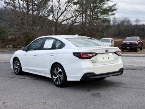 Used 2023 Subaru Legacy Premium image 9