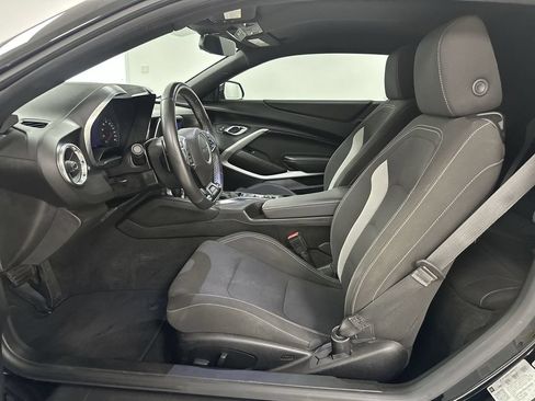 Used 2019 Chevrolet Camaro SS RWD image 10