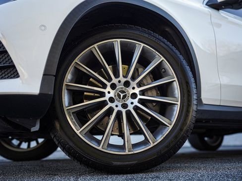 Used 2019 Mercedes-Benz GLC 300 4MATIC Coupe image 18