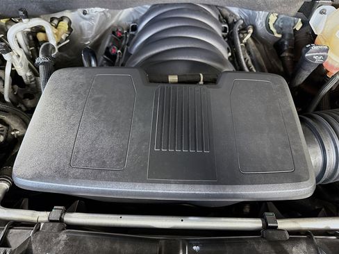 Used 2021 GMC Yukon SLT w/ SLT Luxury Package image 39