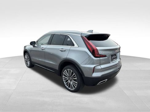 Used 2024 Cadillac XT4 Premium Luxury AWD/4WD image 8