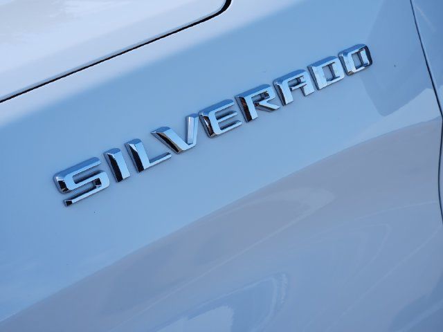 Used 2024 Chevrolet Silverado 1500 Custom RWD image 8