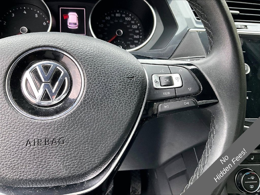 Used 2020 Volkswagen Tiguan SE AWD/4WD image 12