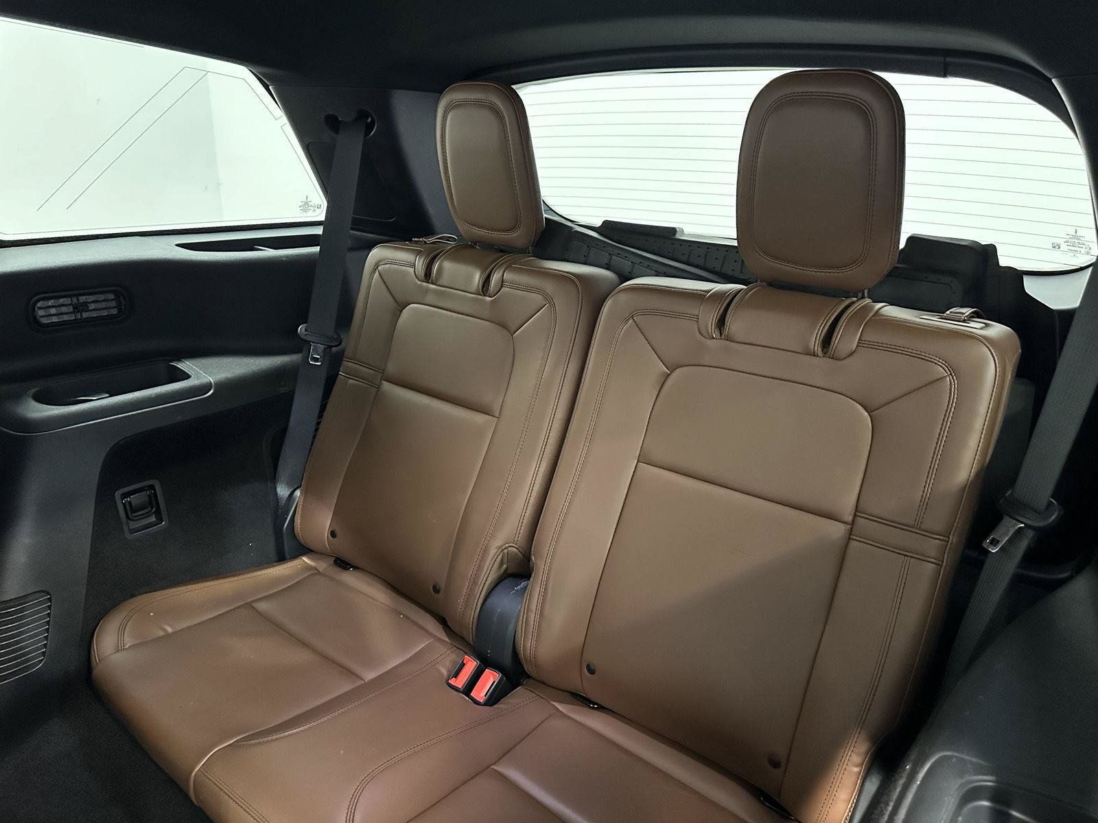 Used 2020 Lincoln Aviator Reserve w/ Equipment Group 202A AWD/4WD image 28