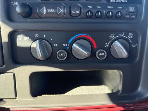 Used 1995 Chevrolet Silverado 1500 4x4 Extended Cab image 17