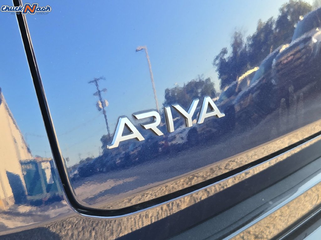 Used 2024 Nissan Ariya AWD image 8