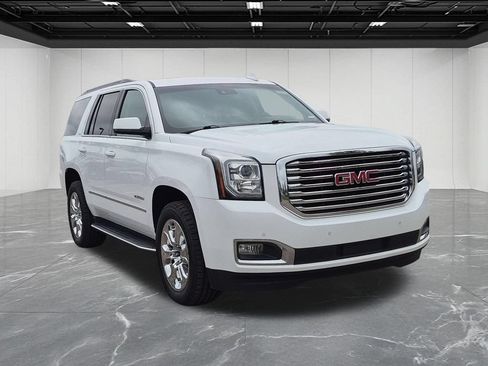 Used 2017 GMC Yukon SLT w/ Premium Edition AWD/4WD image 7