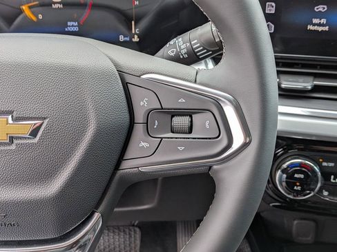 New 2026 Chevrolet Trax LT w/ Sunroof Package image 22