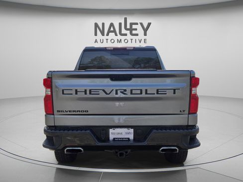Used 2021 Chevrolet Silverado 1500 LT Trail Boss w/ Convenience Package II image 4