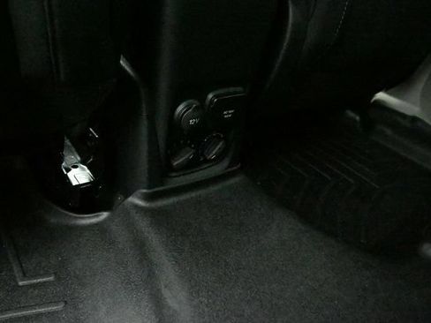 Used 2023 Ford Transit Connect XLT FWD image 22