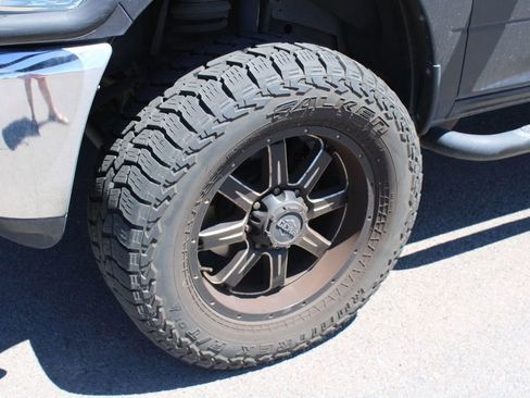 Used 2016 RAM 3500 Tradesman w/ Chrome Appearance Group AWD/4WD image 10