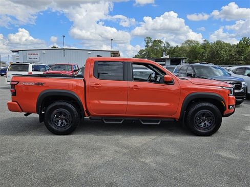 New 2026 Nissan Frontier PRO-4X w/ Pro-4x Convenience Package image 11