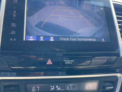 Used 2017 Honda Pilot Elite image 33