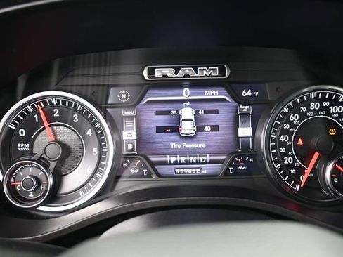 Used 2020 RAM 1500 Big Horn AWD/4WD image 9