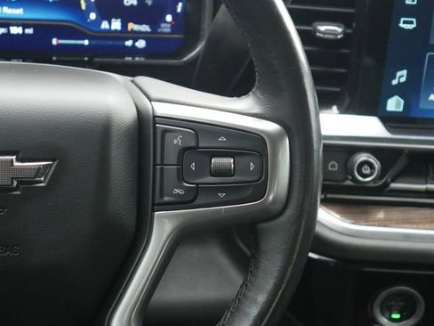 Used 2022 Chevrolet Silverado 1500 LT AWD/4WD image 18