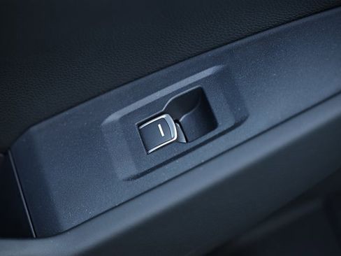 Certified 2024 Honda Accord EX image 27