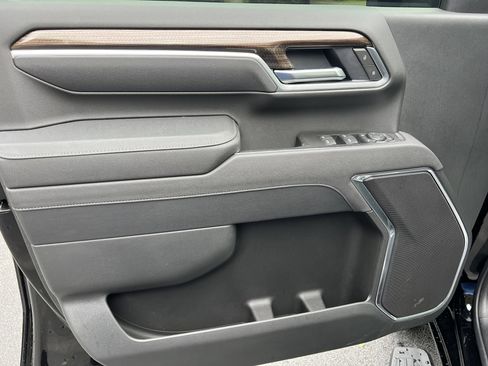 Used 2025 Chevrolet Silverado 2500 LT w/ Safety Package image 14