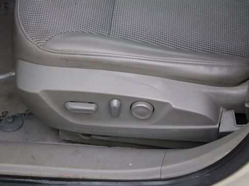 Used 2013 Chevrolet Malibu LT w/ Power Convenience Package image 15